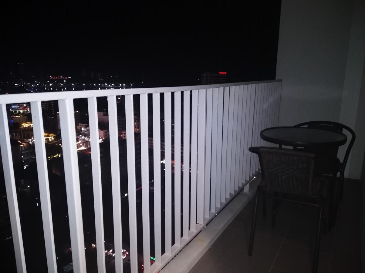 The​ Base​ ​Pattaya​ By Ammy Apart otel Dış mekan fotoğraf