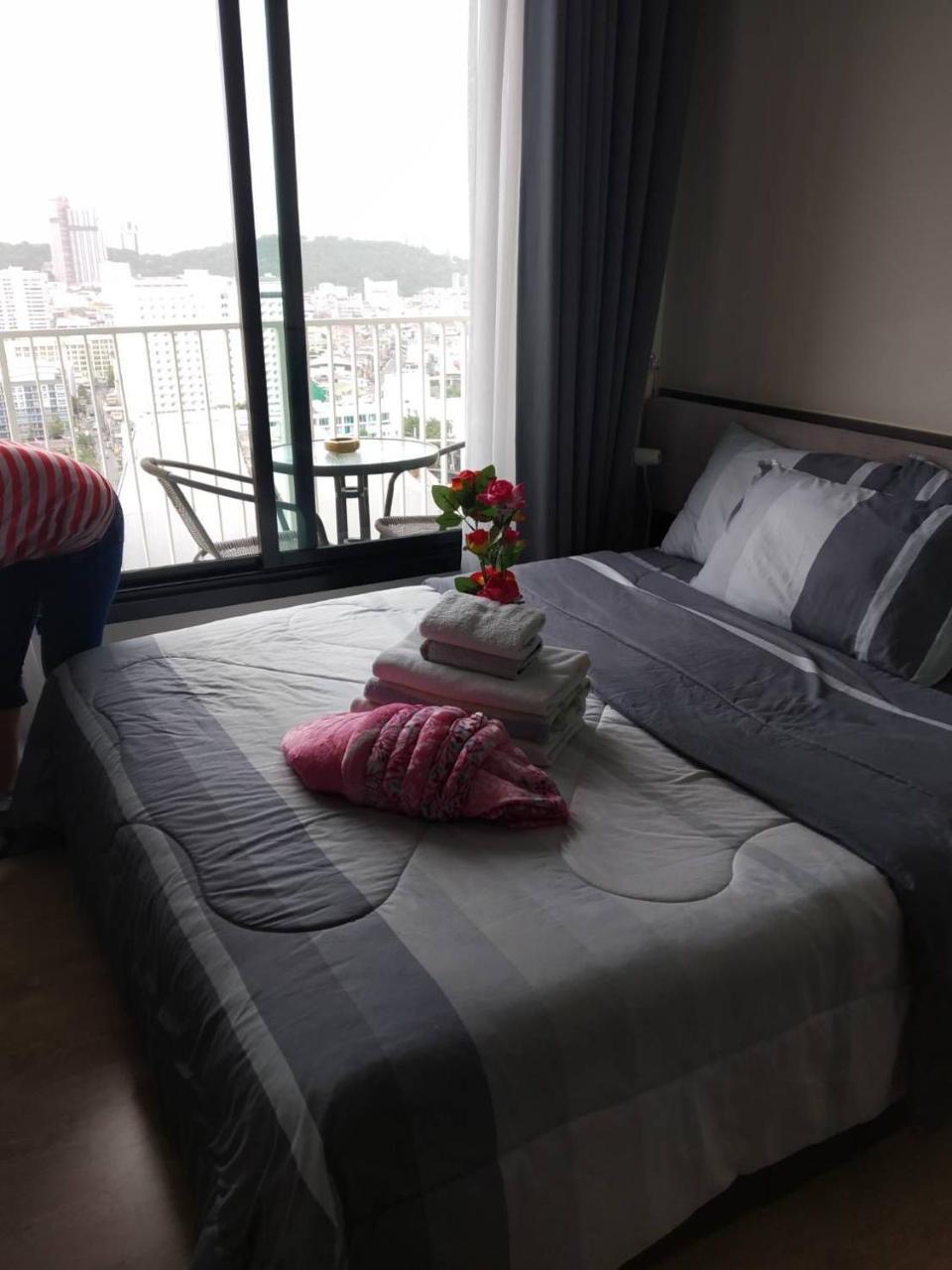 The​ Base​ ​Pattaya​ By Ammy Apart otel Dış mekan fotoğraf